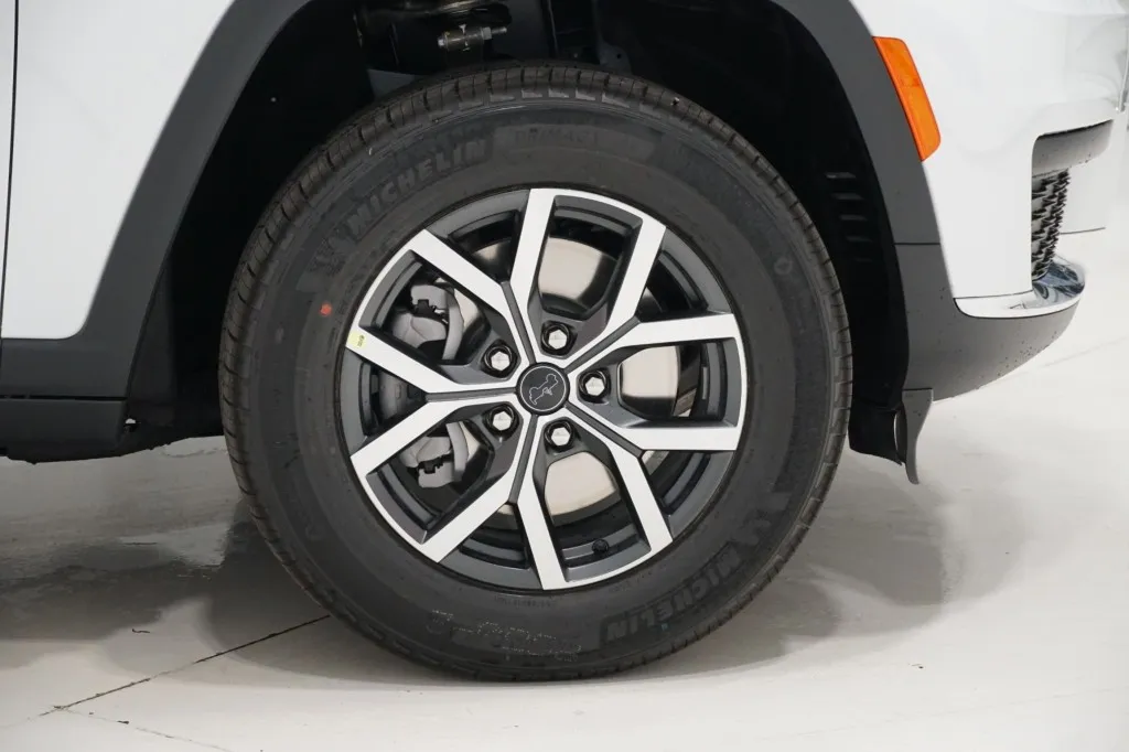 2027 Jeep Grand Cherokee L Laredo X 2027 Jeep Grand Cherokee L Laredo X
