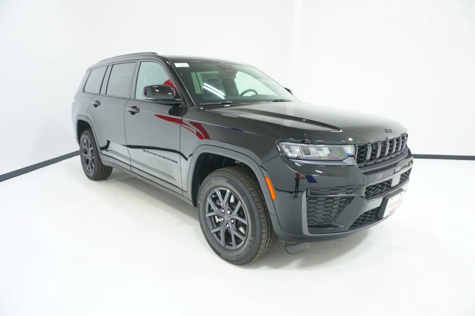 2027 Jeep Grand Cherokee L Laredo Altitude