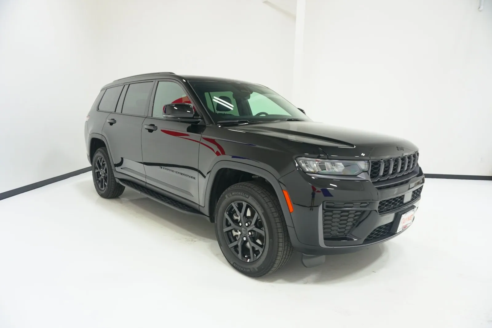 2026 Jeep Grand Cherokee L Laredo Altitude