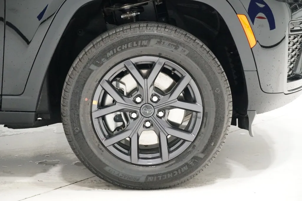 2027 Jeep Grand Cherokee L Laredo Altitude 2027 Jeep Grand Cherokee L Laredo Altitude