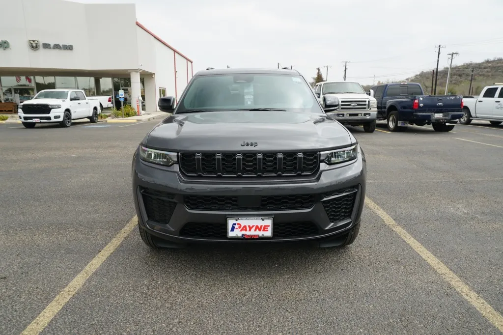 2026 Jeep Grand Cherokee 