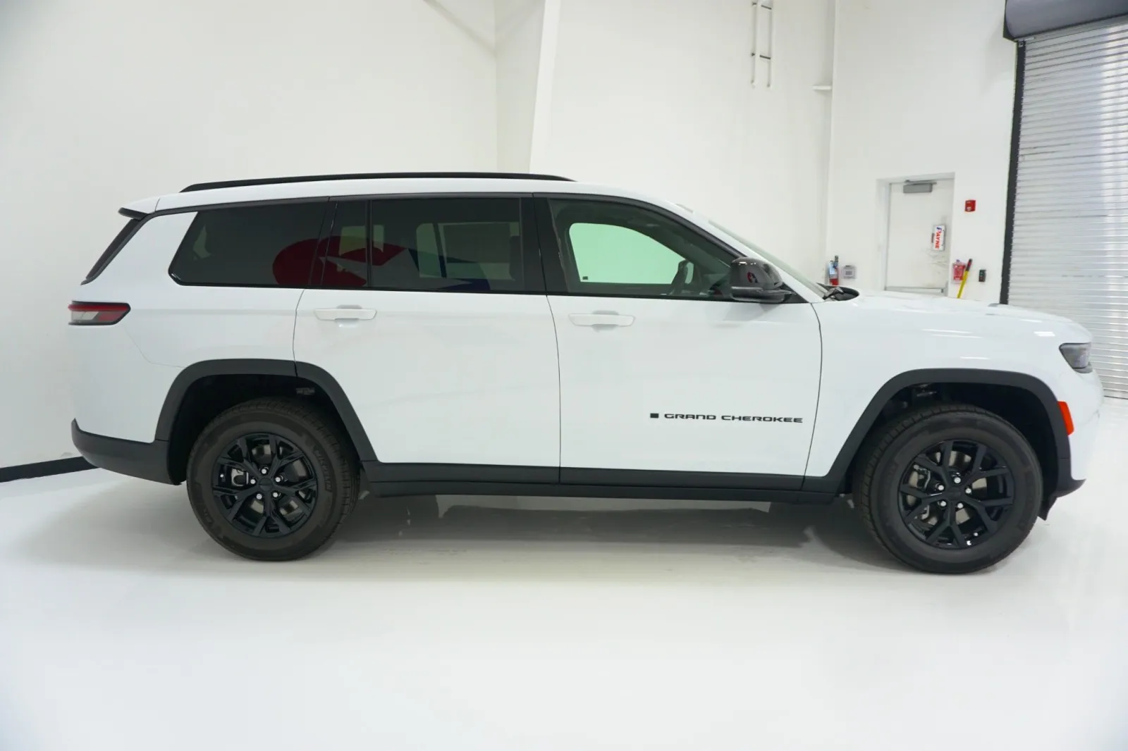 2026 Jeep Grand Cherokee L Laredo Altitude