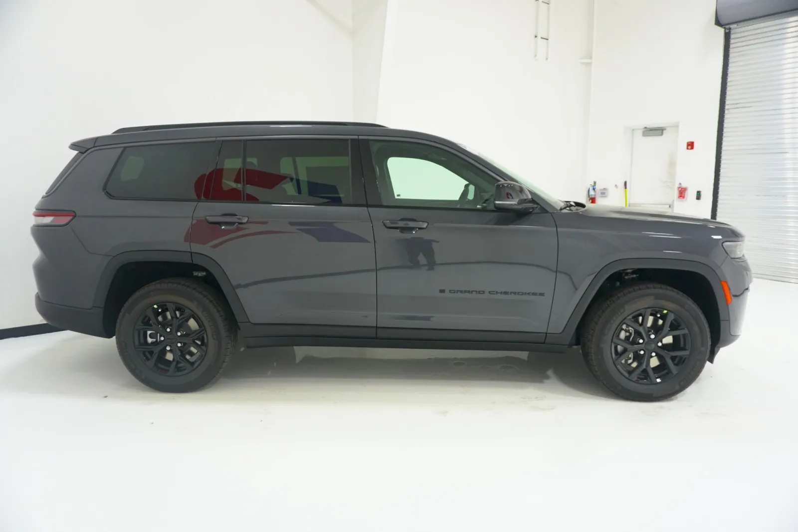 2026 Jeep Grand Cherokee L Laredo Altitude