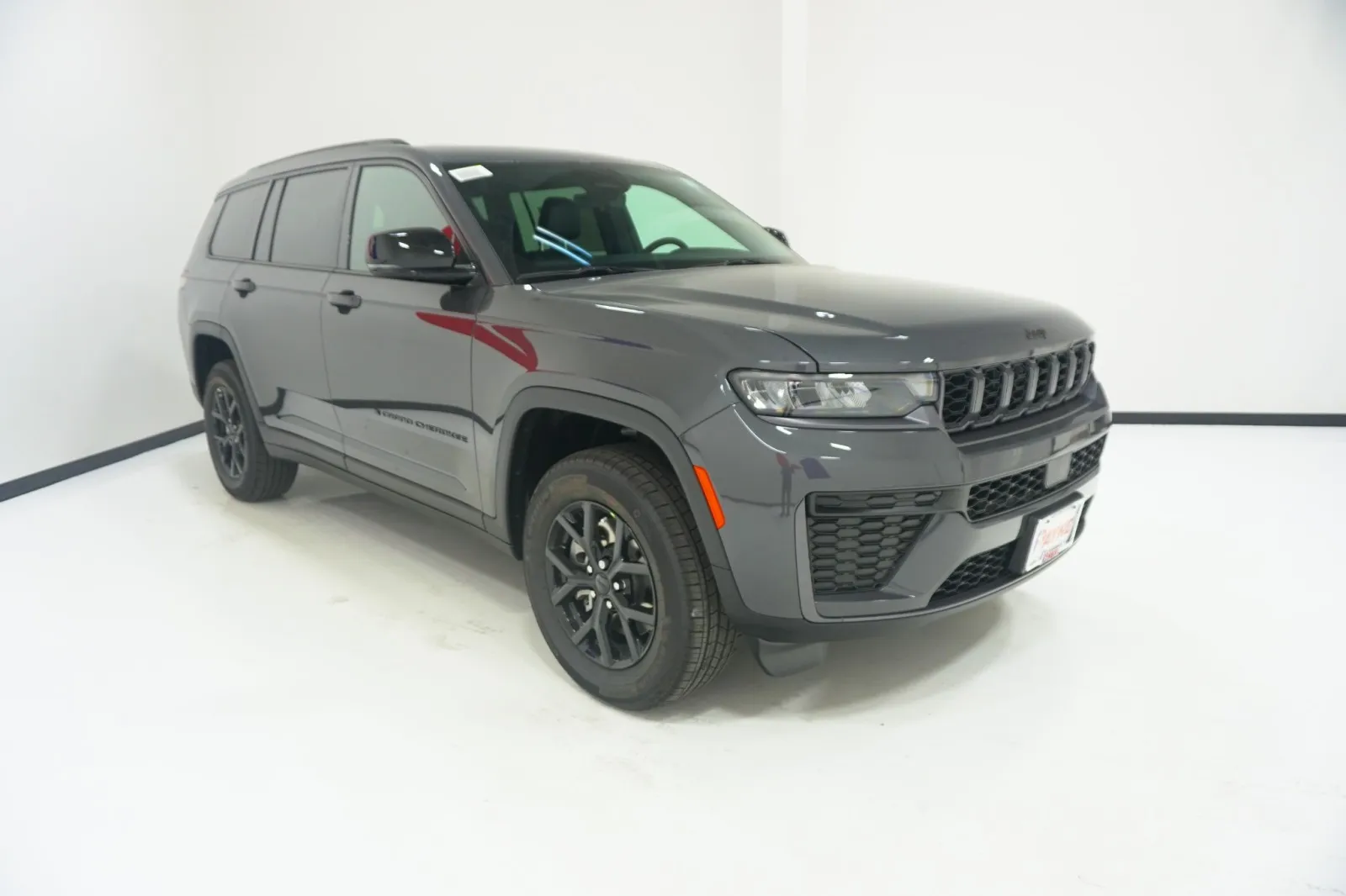 2026 Jeep Grand Cherokee L Laredo Altitude