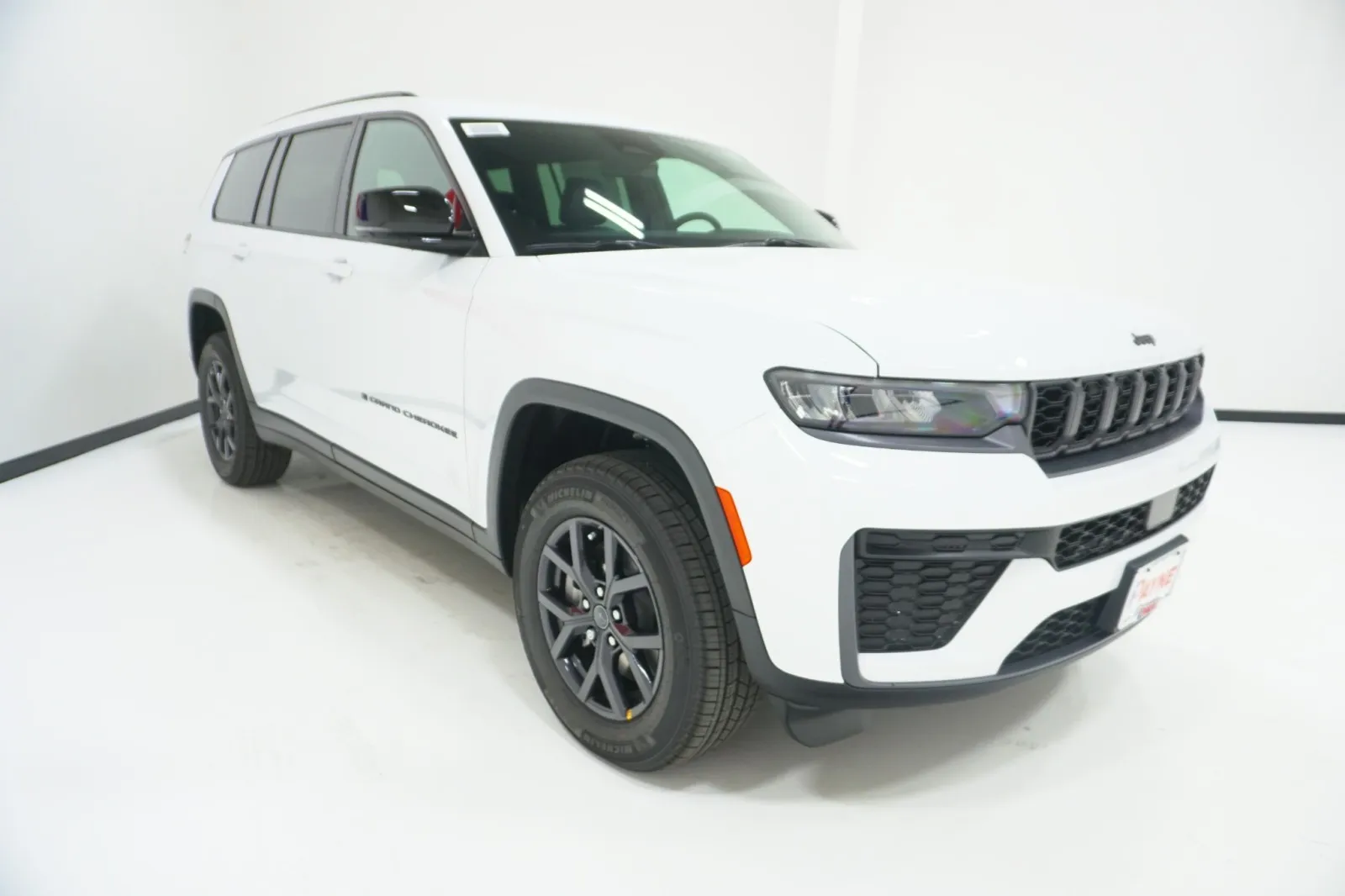 2027 Jeep Grand Cherokee L Laredo Altitude