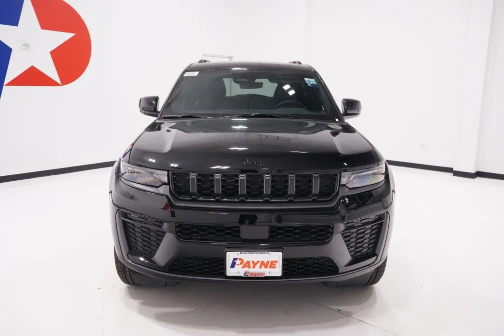 2027 Jeep Grand Cherokee L Laredo Altitude 2027 Jeep Grand Cherokee L Laredo Altitude