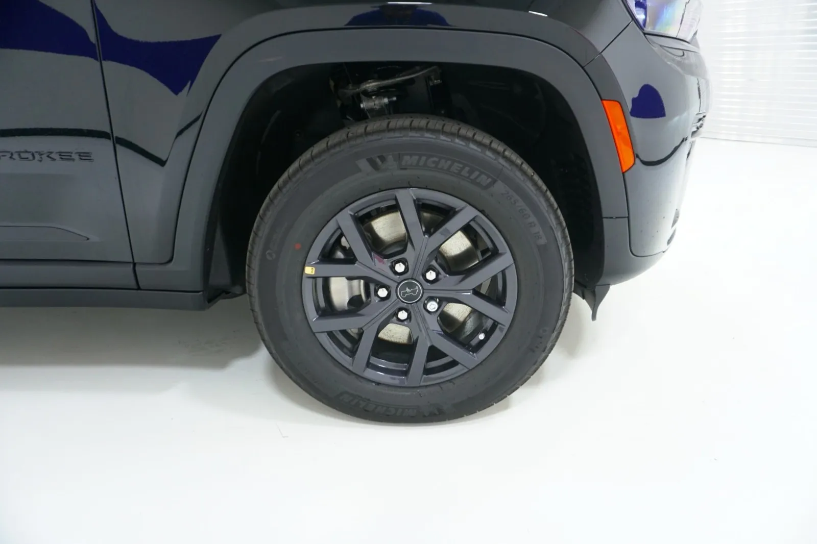 2027 Jeep Grand Cherokee L Laredo Altitude
