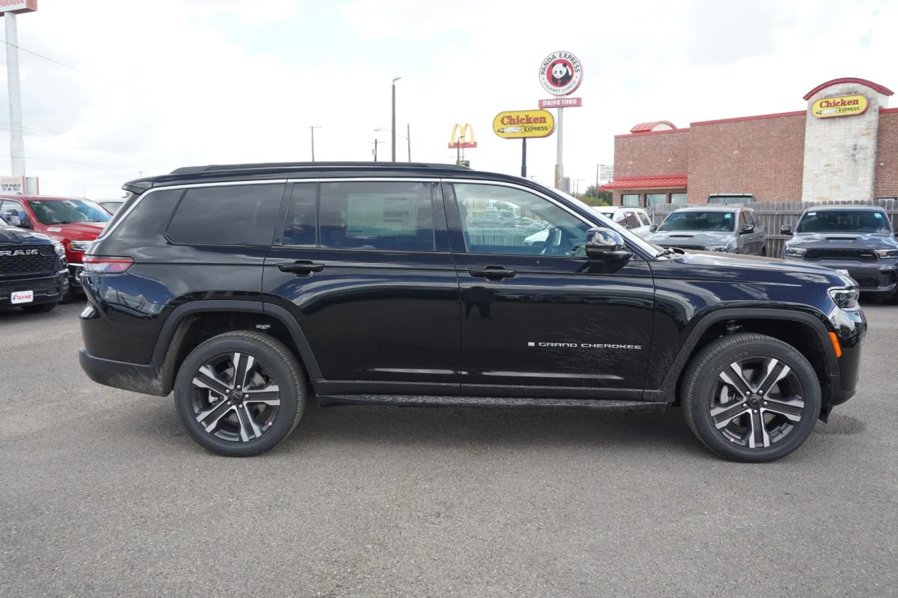 2027 Jeep Grand Cherokee L Limited