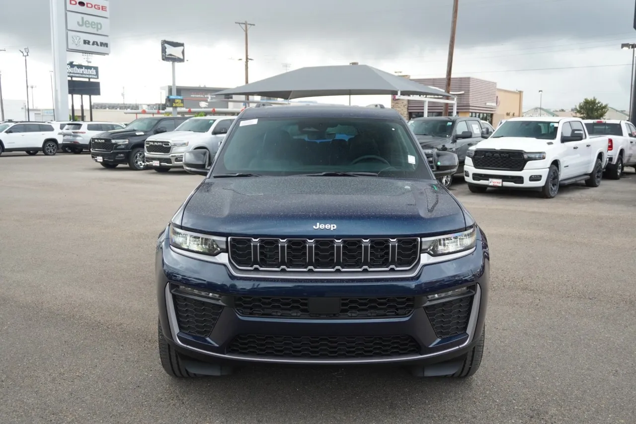 2027 Jeep Grand Cherokee L Limited