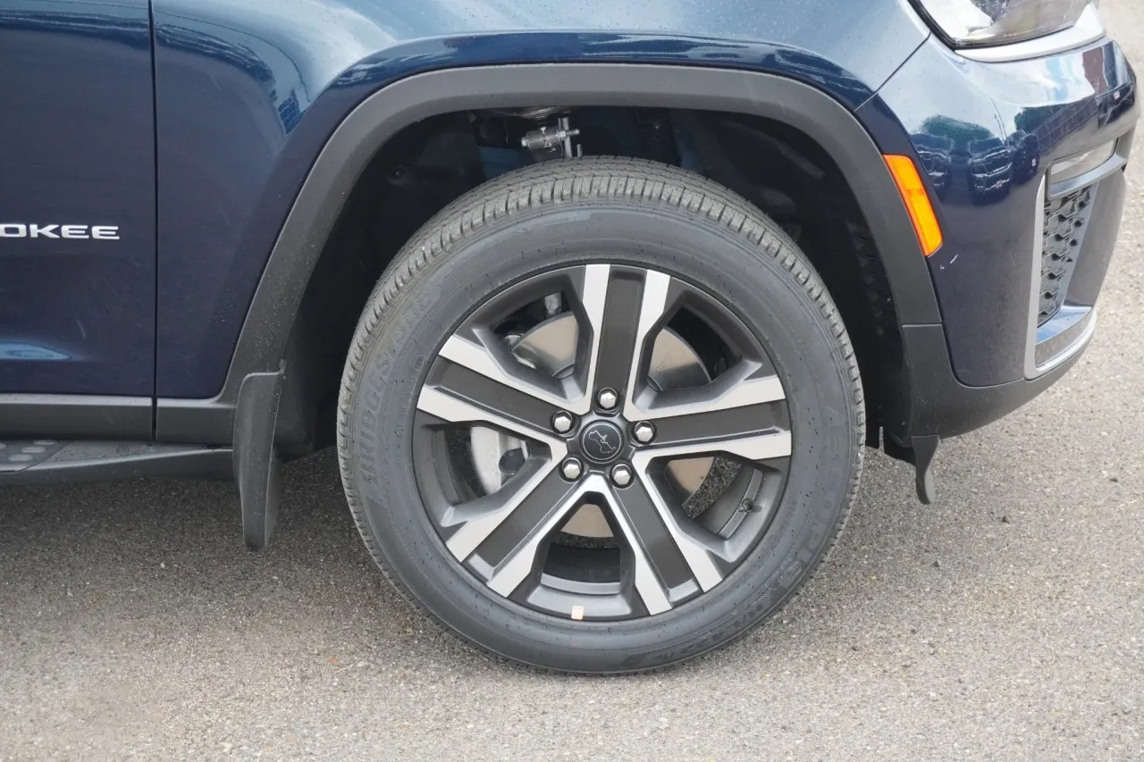 2027 Jeep Grand Cherokee L Limited