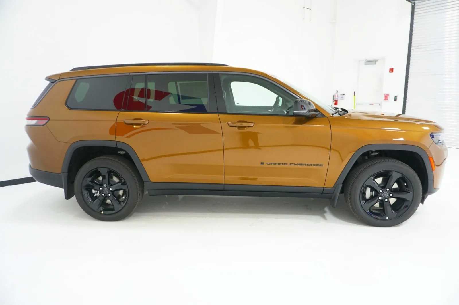 2027 Jeep Grand Cherokee L Limited