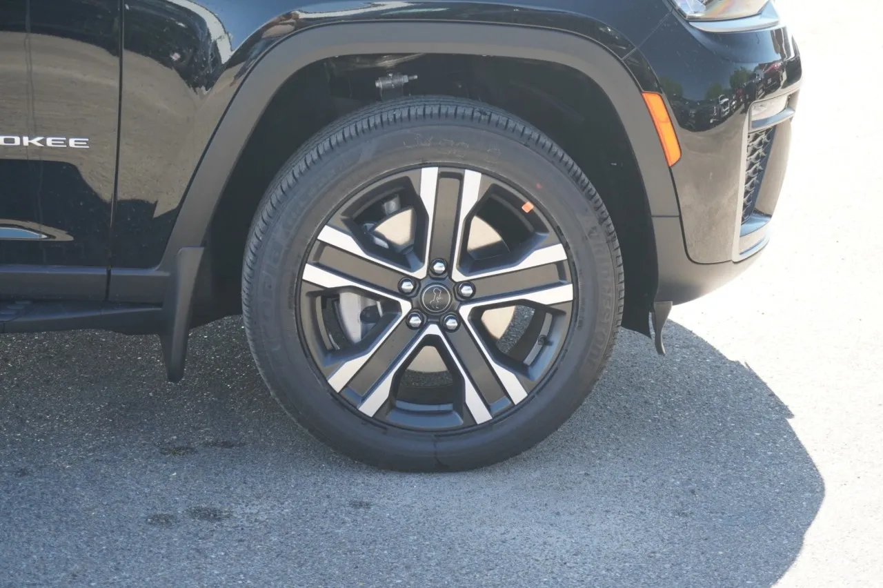 2027 Jeep Grand Cherokee L Limited