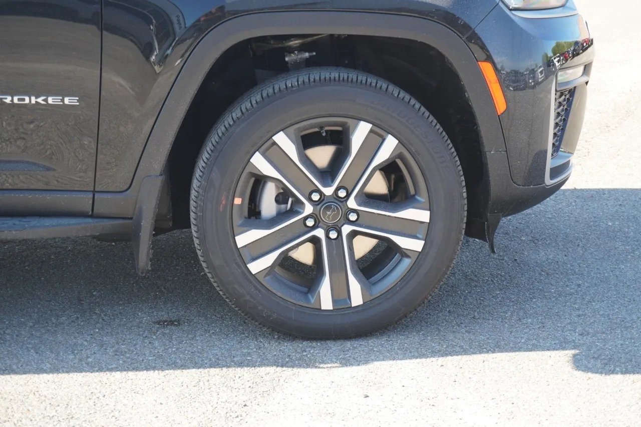 2027 Jeep Grand Cherokee L Limited