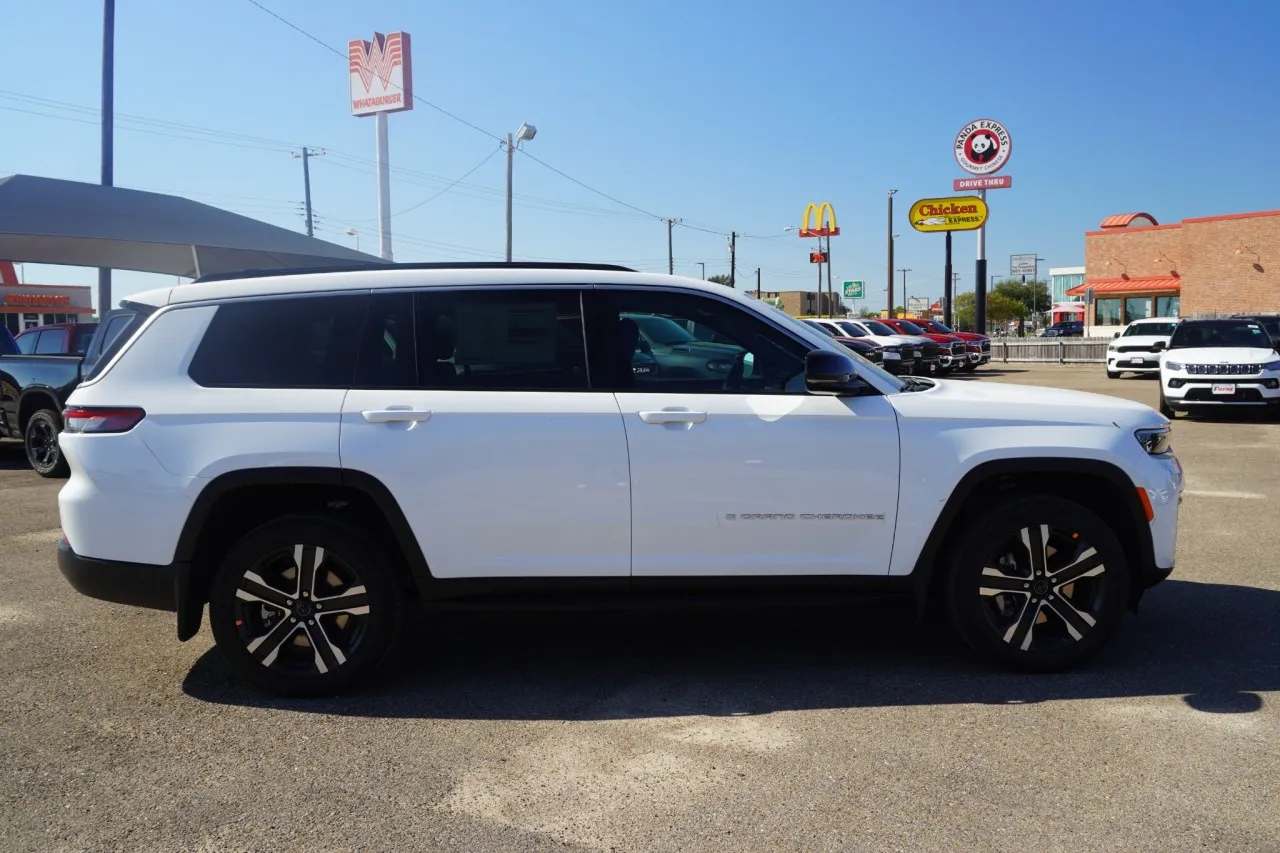 2027 Jeep Grand Cherokee L Limited