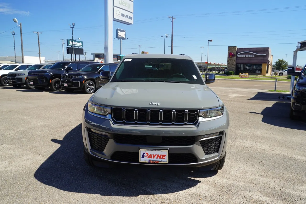 2027 Jeep Grand Cherokee L Limited