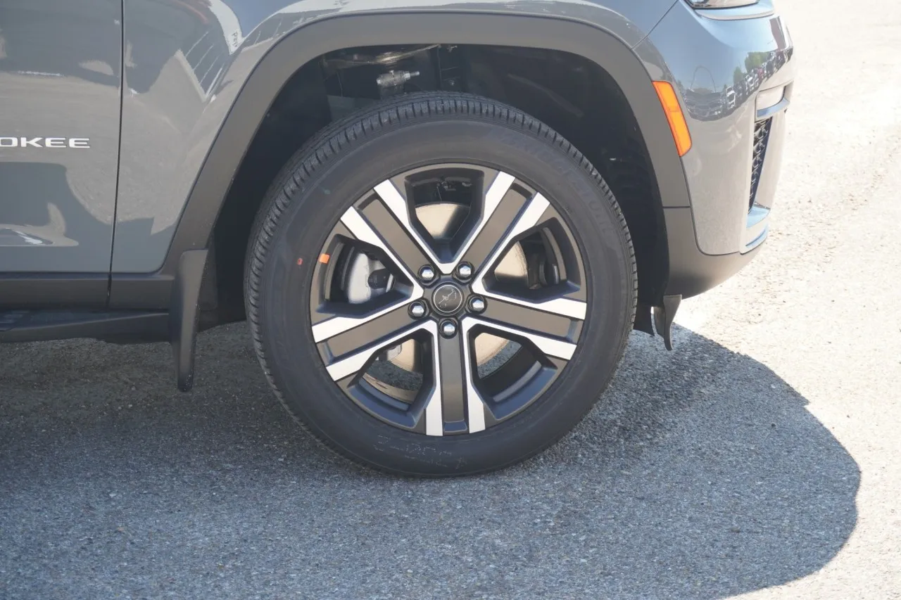2027 Jeep Grand Cherokee L Limited