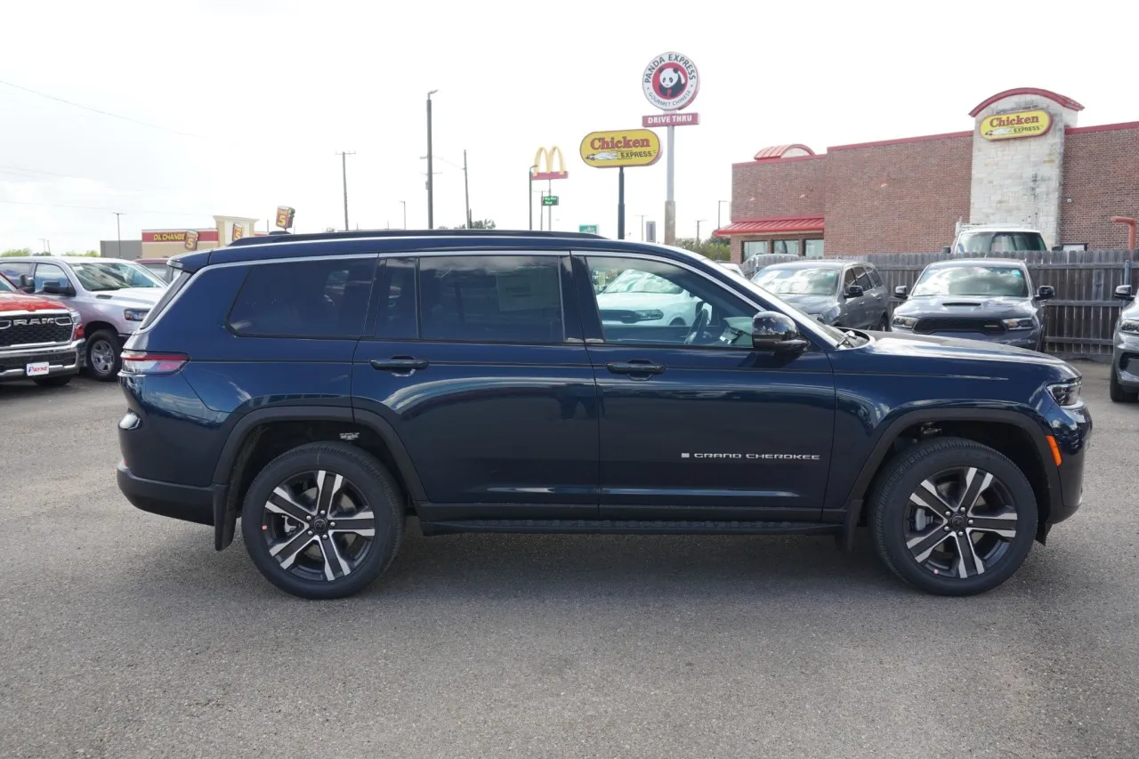 2027 Jeep Grand Cherokee L Limited