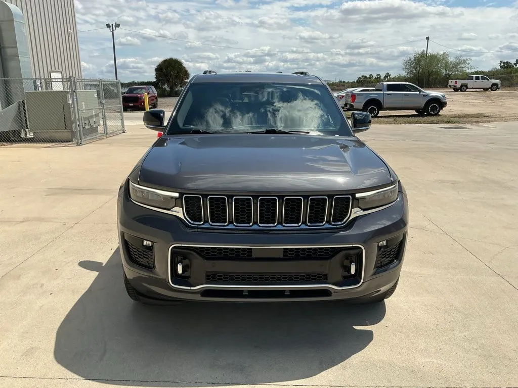 2021 Jeep Grand Cherokee L Overland 2021 Jeep Grand Cherokee L Overland