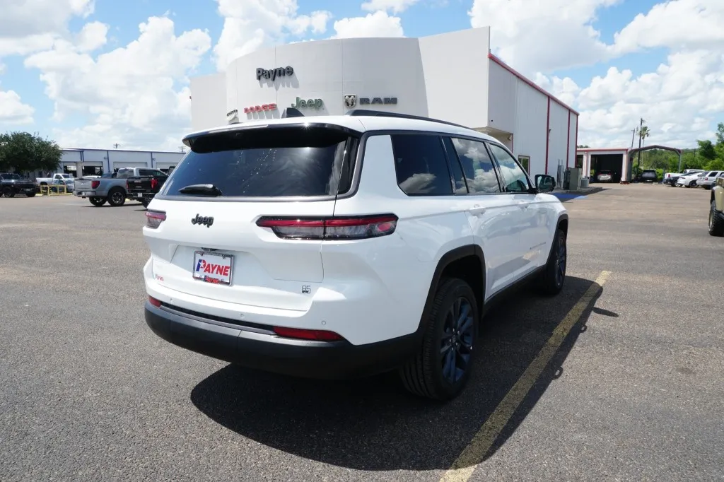 2026 Jeep Grand Cherokee L 85th Anniversary Edition 2026 Jeep Grand Cherokee L 85th Anniversary Edition