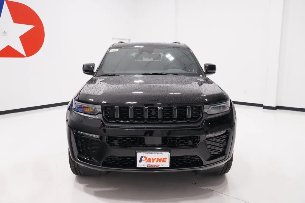 2027 Jeep Grand Cherokee L Limited Reserve