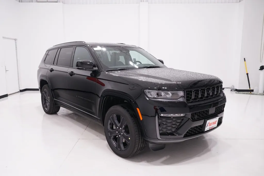 2027 Jeep Grand Cherokee L Limited Reserve