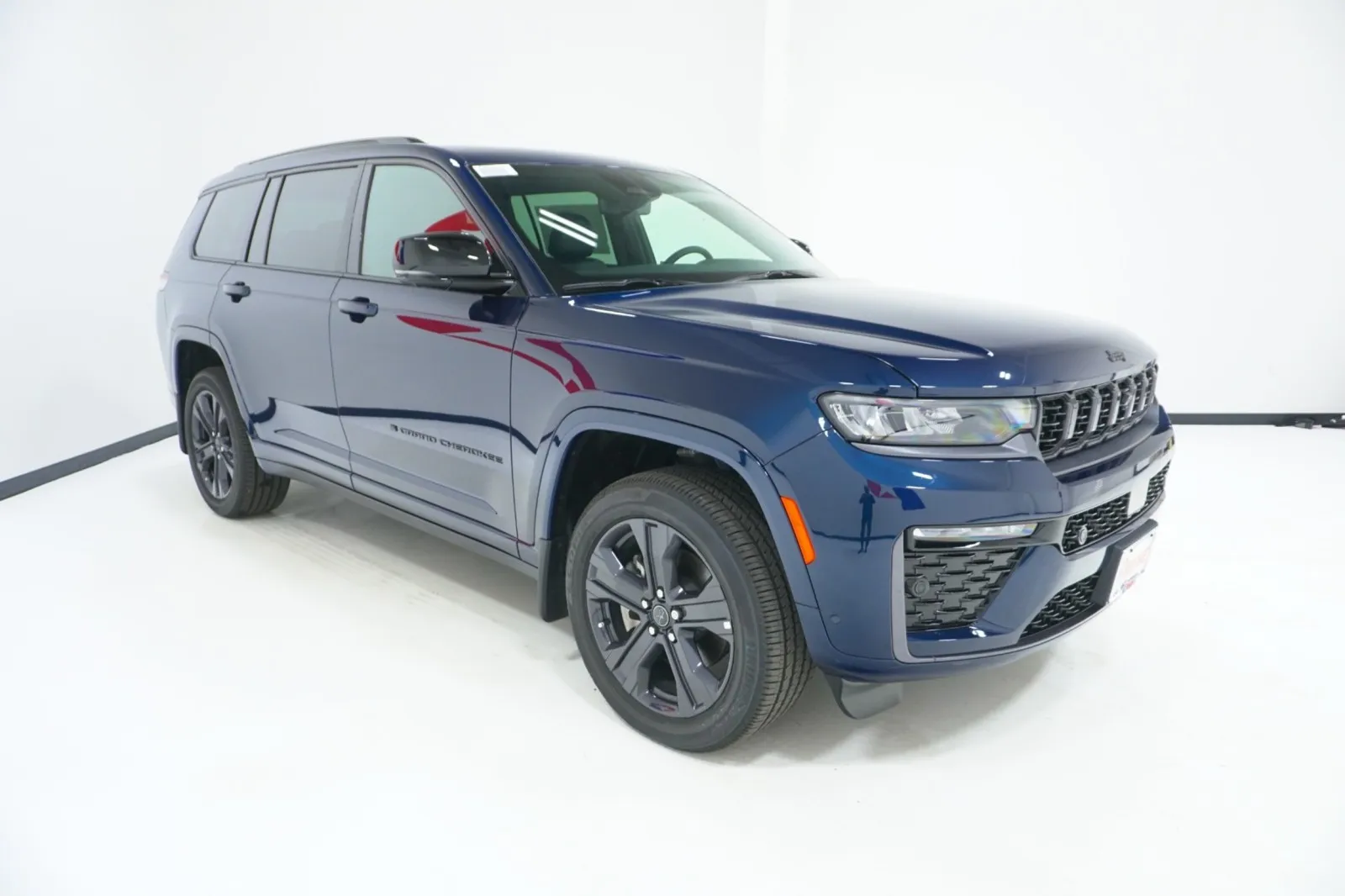 2027 Jeep Grand Cherokee L Limited Reserve