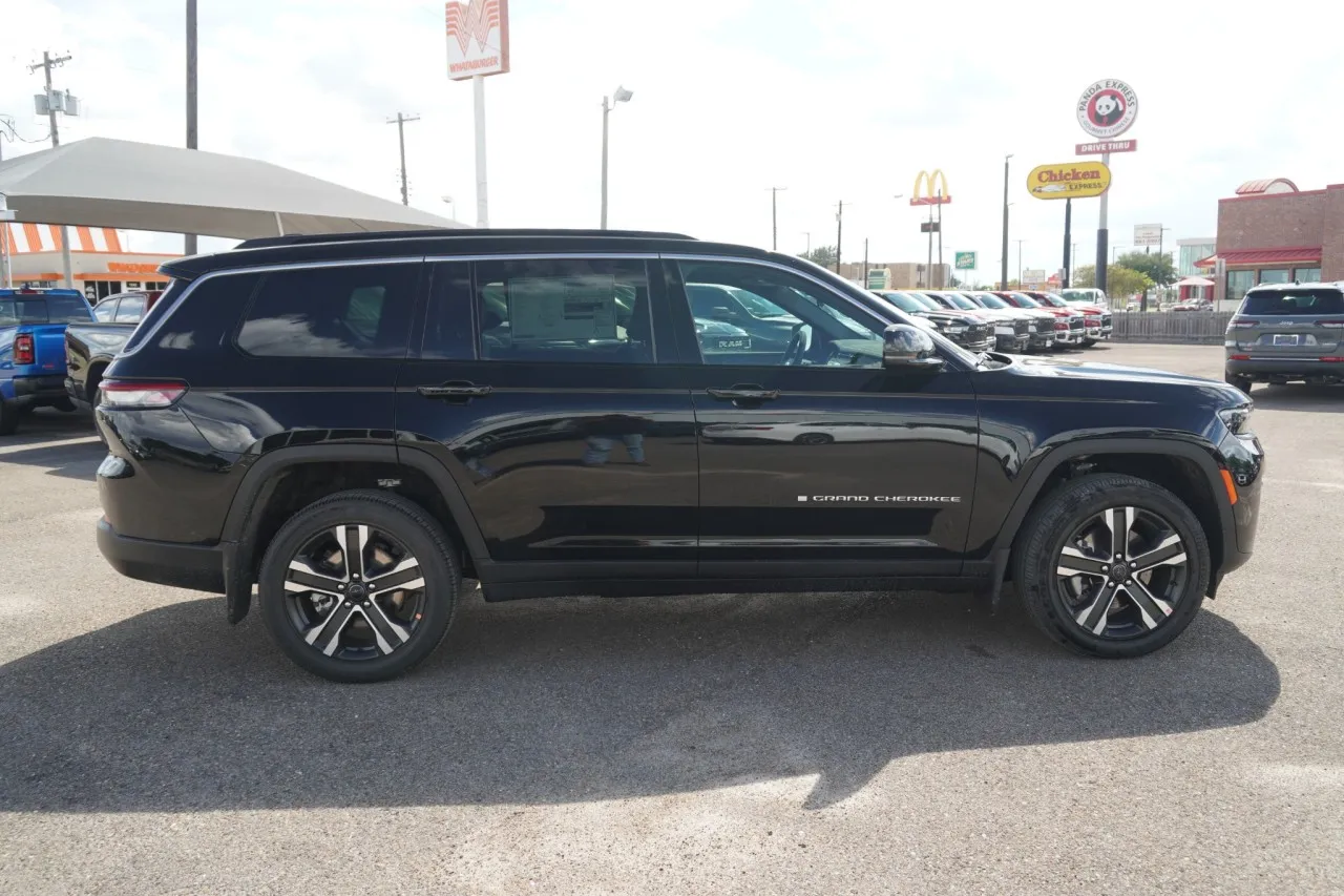 2027 Jeep Grand Cherokee L Limited