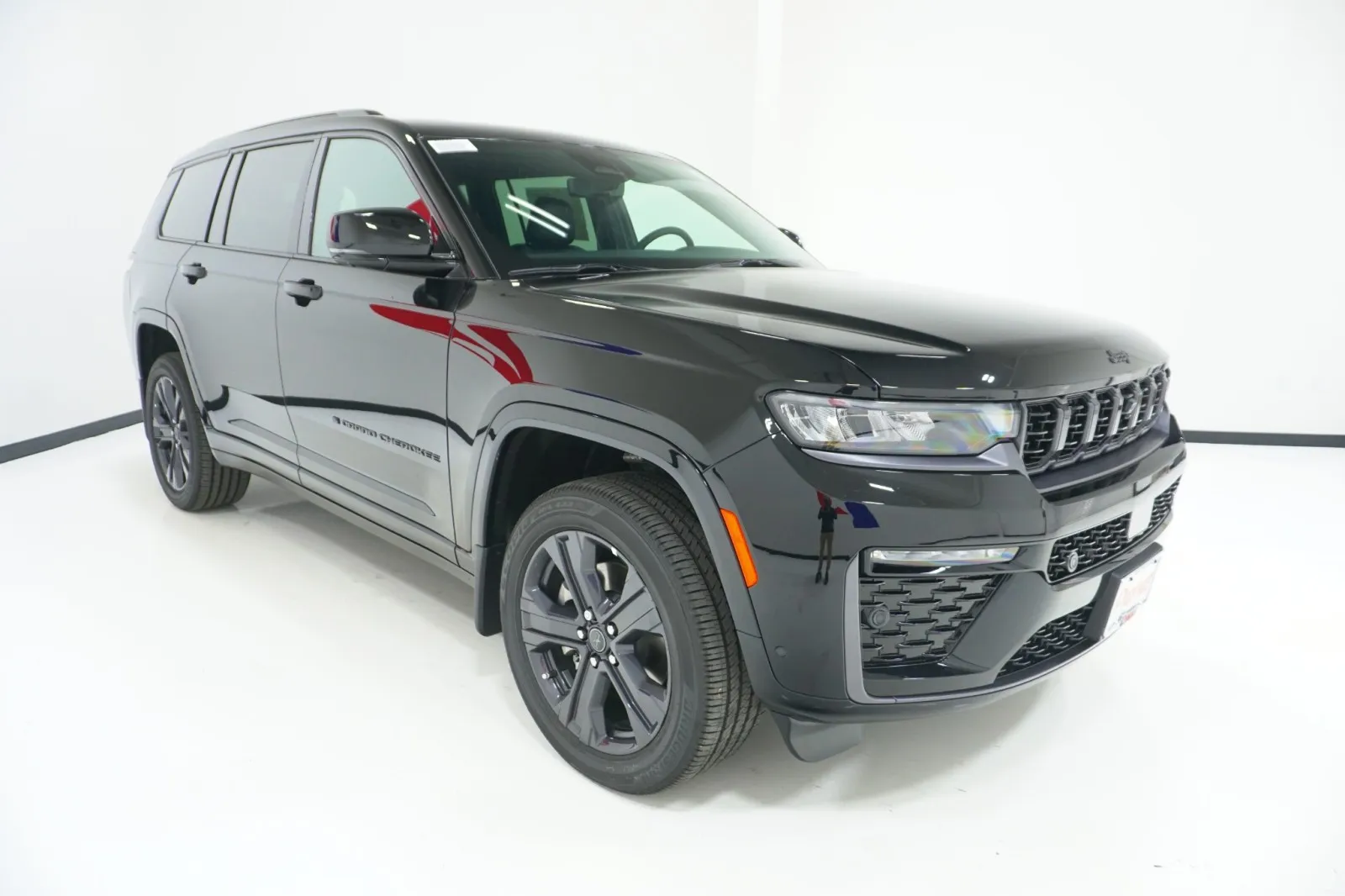2027 Jeep Grand Cherokee L Limited Reserve
