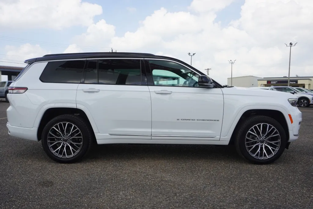 2025 Jeep Grand Cherokee L Summit