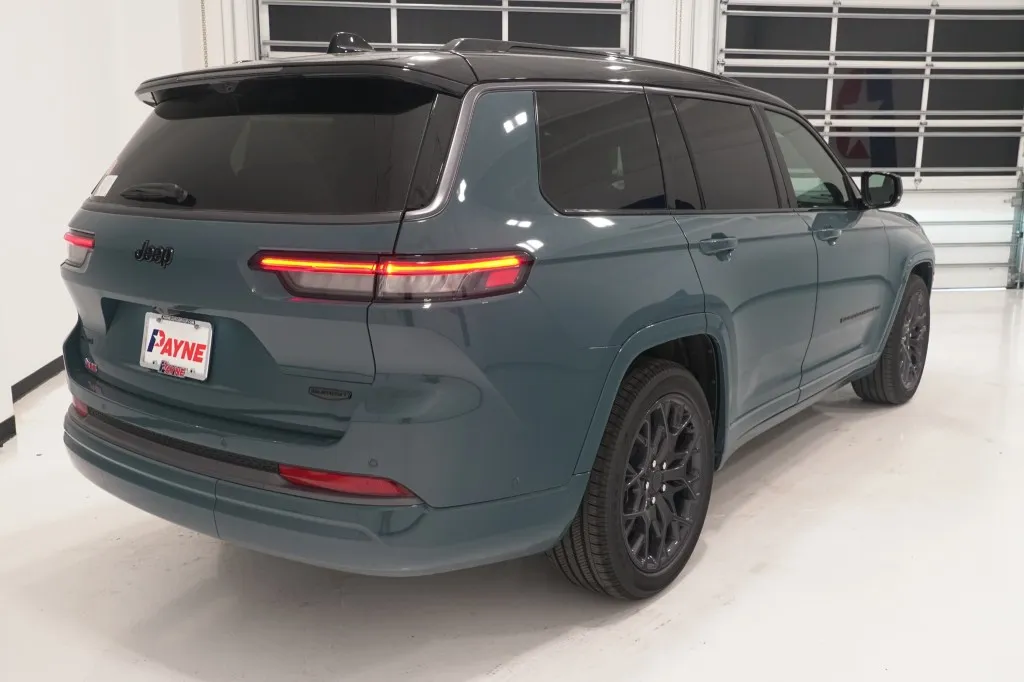 2026 Jeep Grand Cherokee L Summit