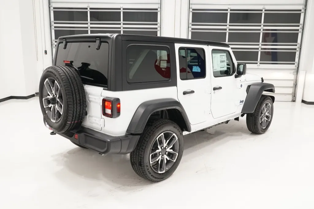 2025 Jeep Wrangler 4xe Sport S