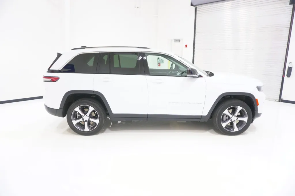 2023 Jeep Grand Cherokee 4xe 