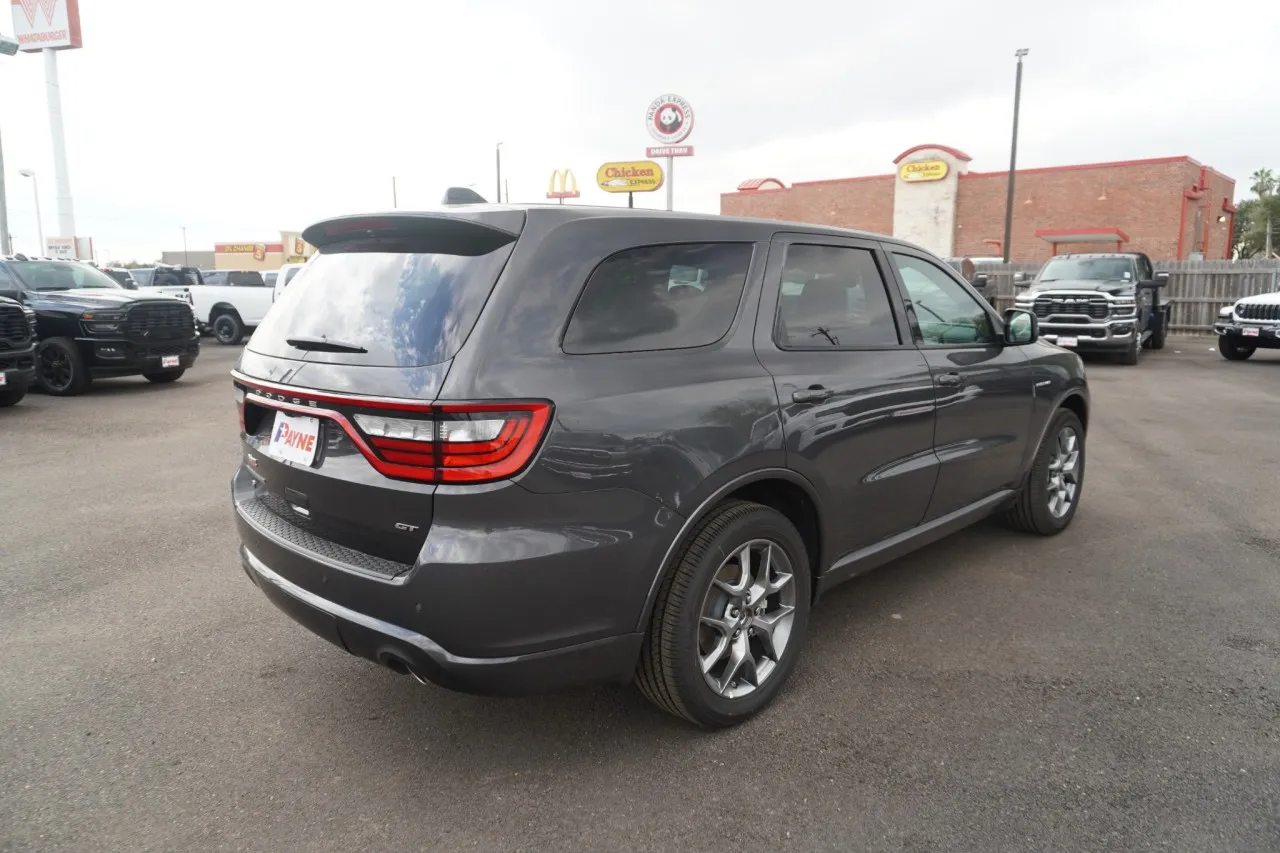 2026 Dodge Durango GT HEMI V8 2026 Dodge Durango GT HEMI V8