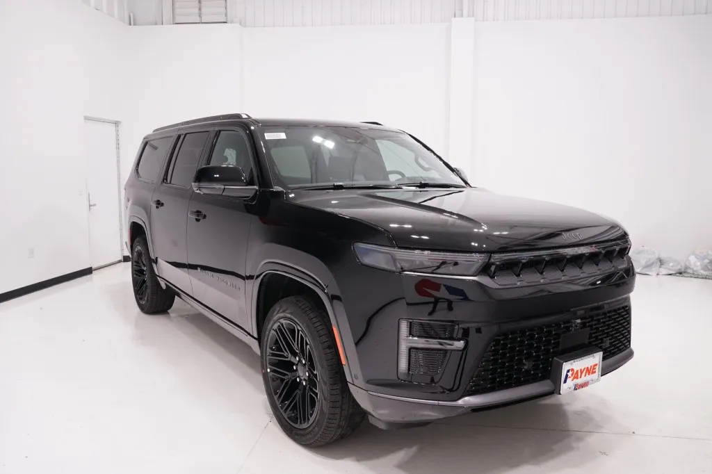 2026 Jeep Grand Wagoneer L Limited Reserve