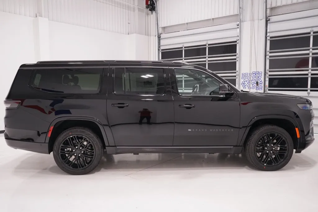2026 Jeep Grand Wagoneer L Limited Reserve