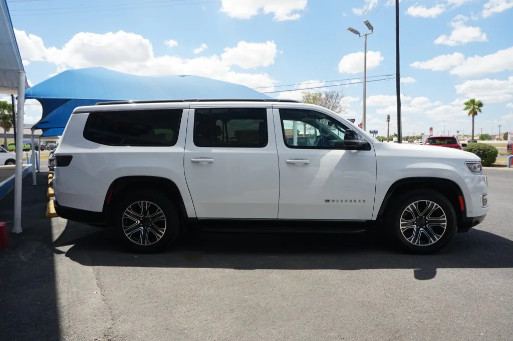 2023 Jeep Wagoneer L Series II 4x4