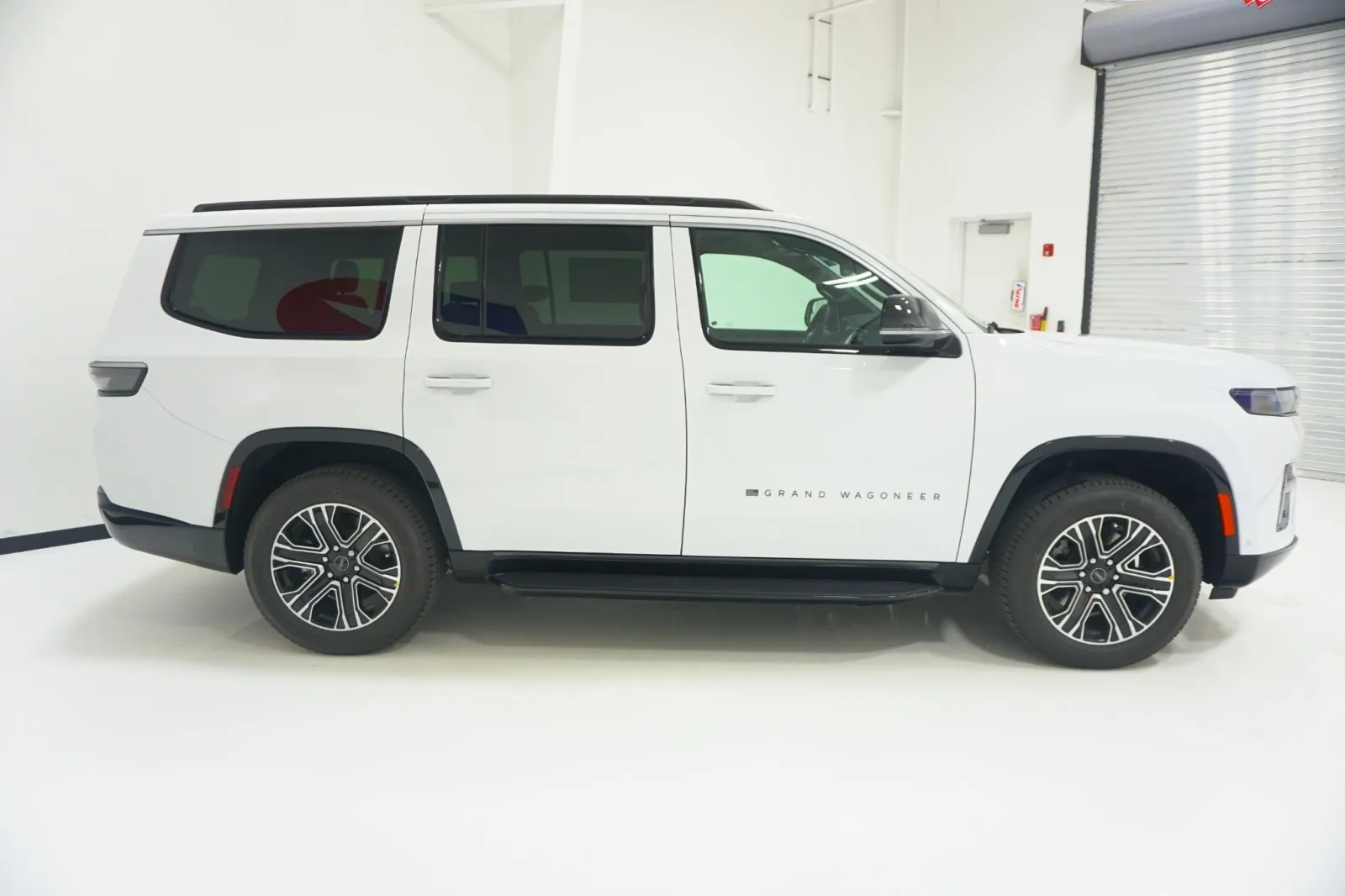 2026 Jeep Grand Wagoneer 