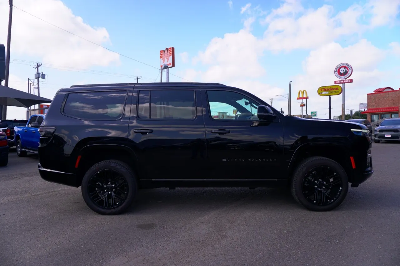 2026 Jeep Grand Wagoneer Limited Reserve