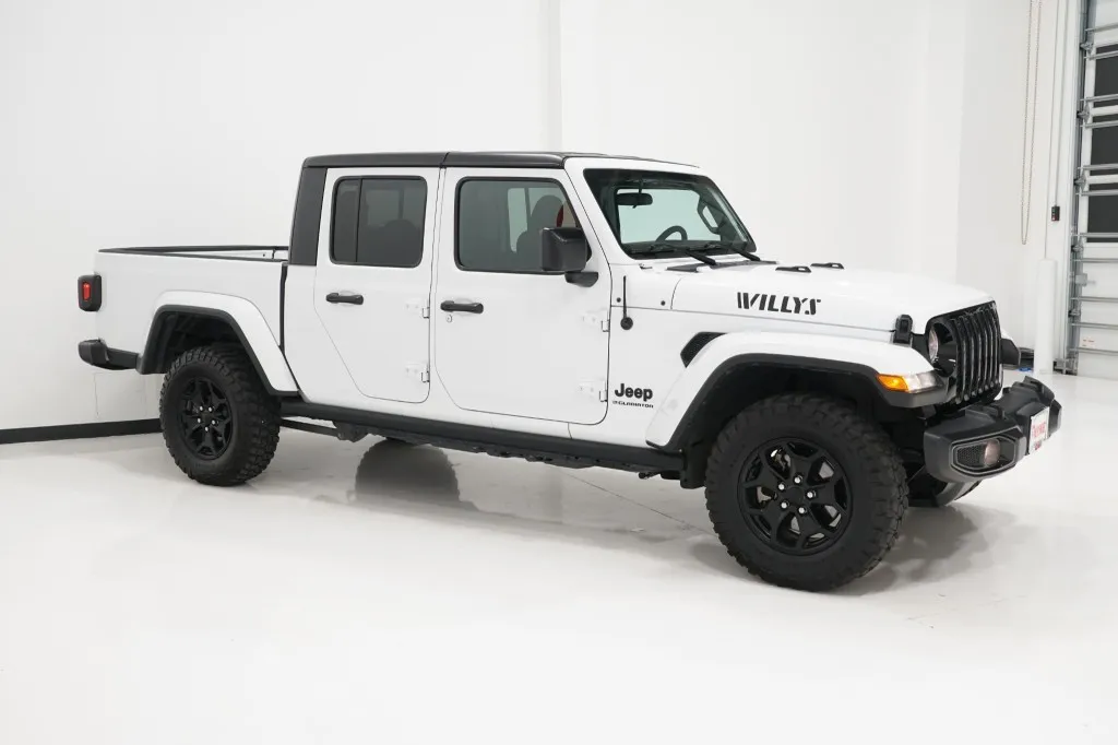 2023 Jeep Gladiator Willys