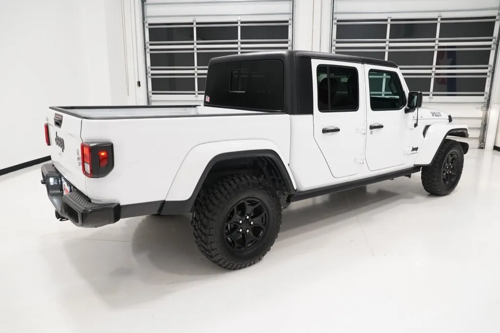 2023 Jeep Gladiator Willys