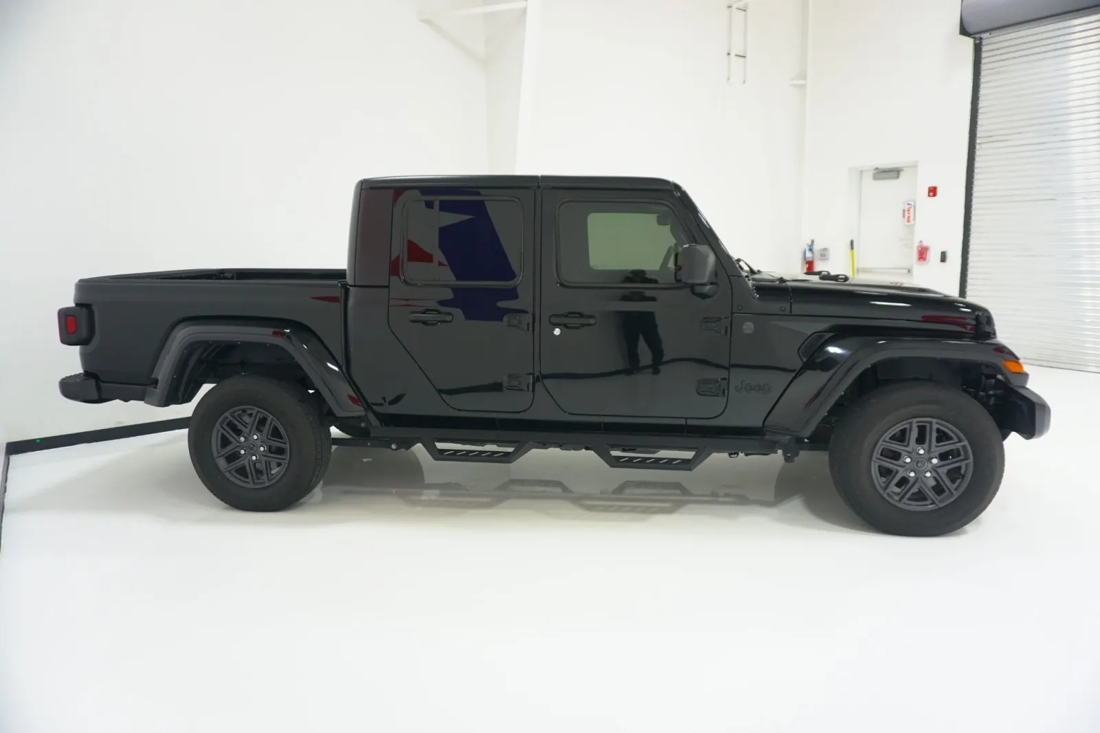 2024 Jeep Gladiator High Tide