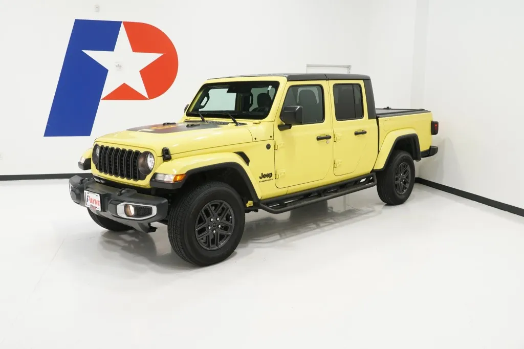 2024 Jeep Gladiator Sport S