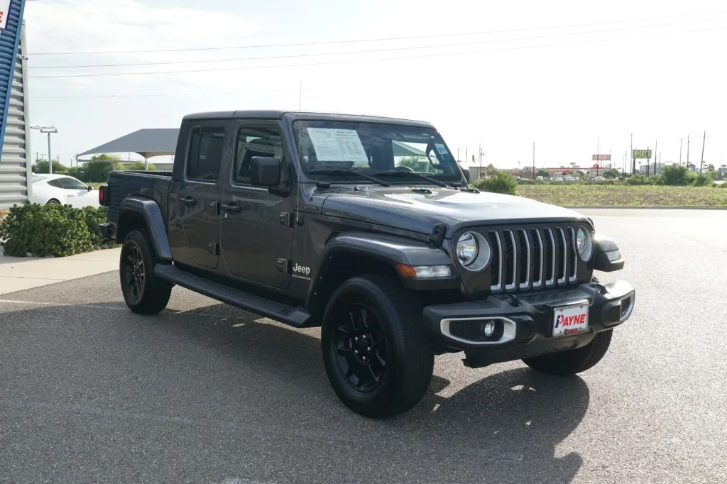 2023 Jeep Gladiator Overland