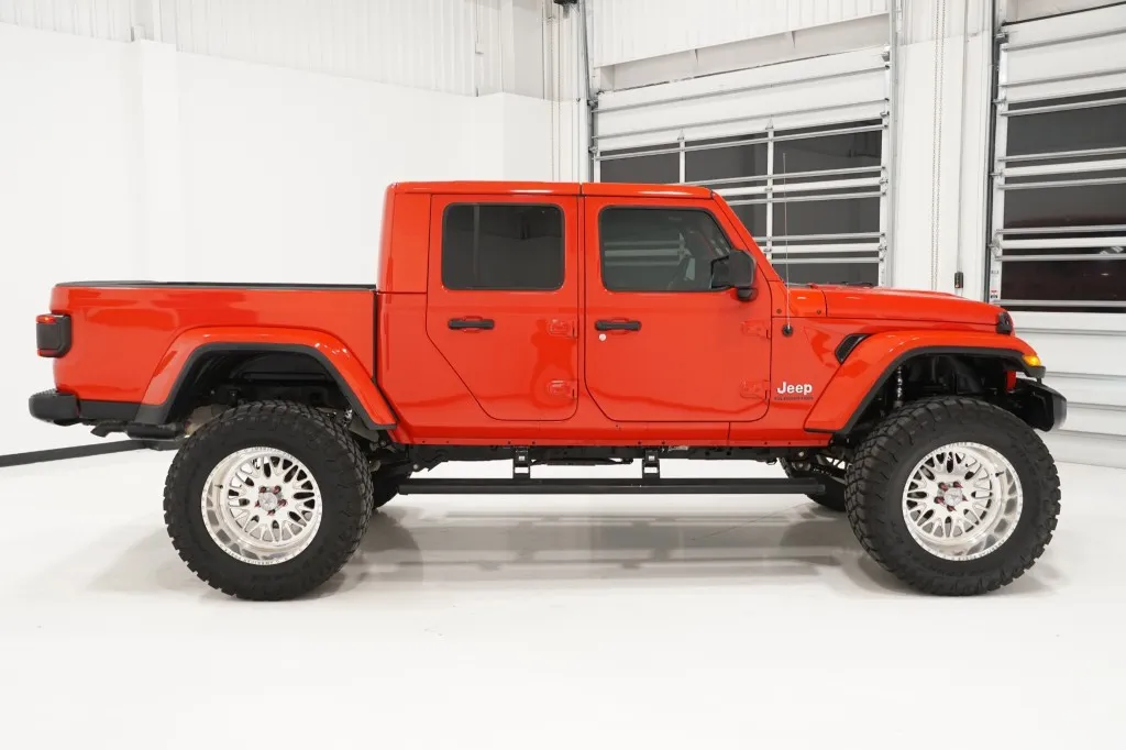 2021 Jeep Gladiator Overland