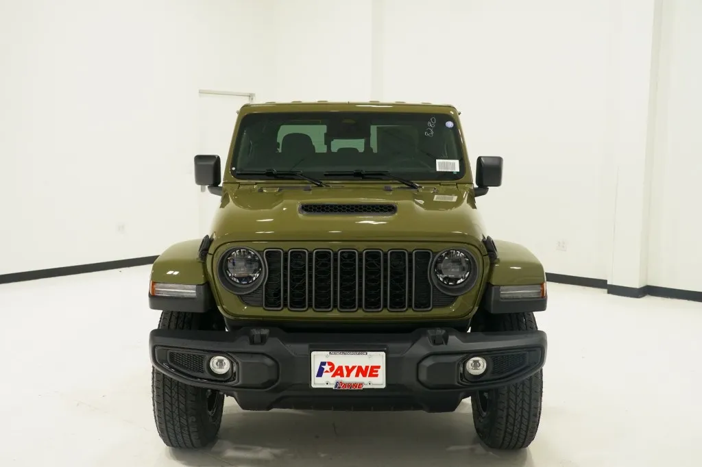 2026 Jeep Gladiator Sport S