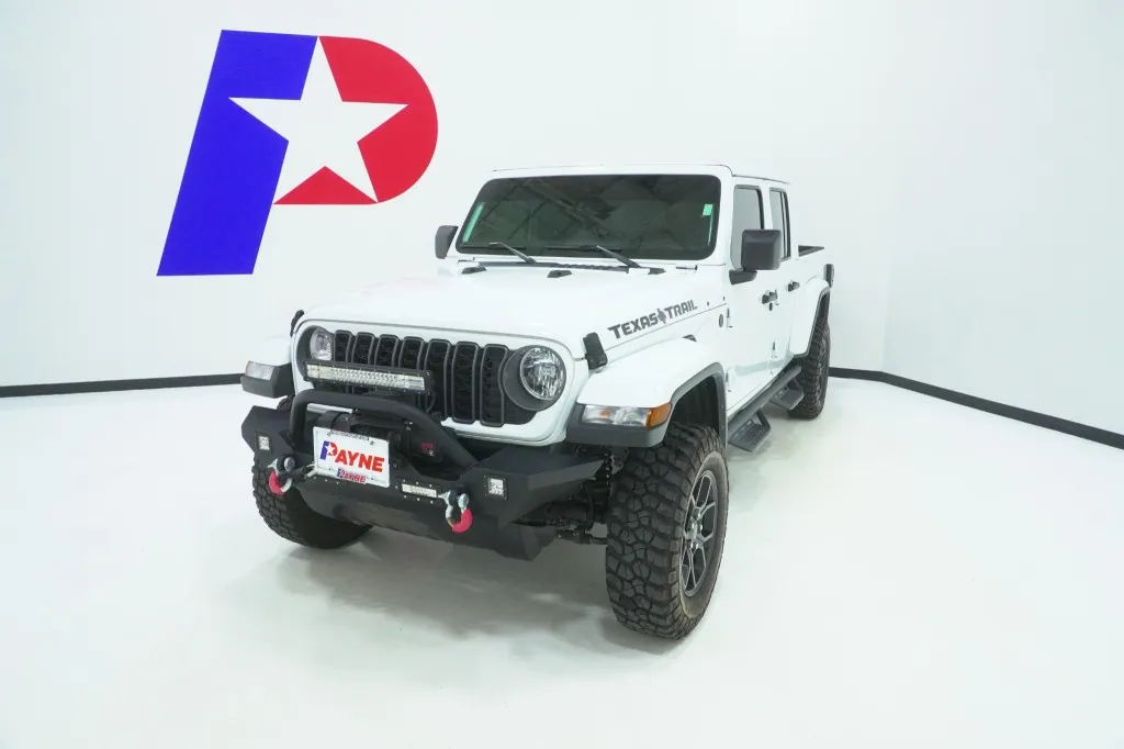 2025 Jeep Gladiator Sport