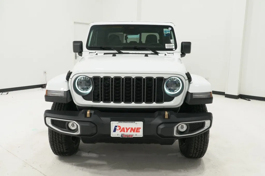 2026 Jeep Gladiator 85th Anniversary Edition