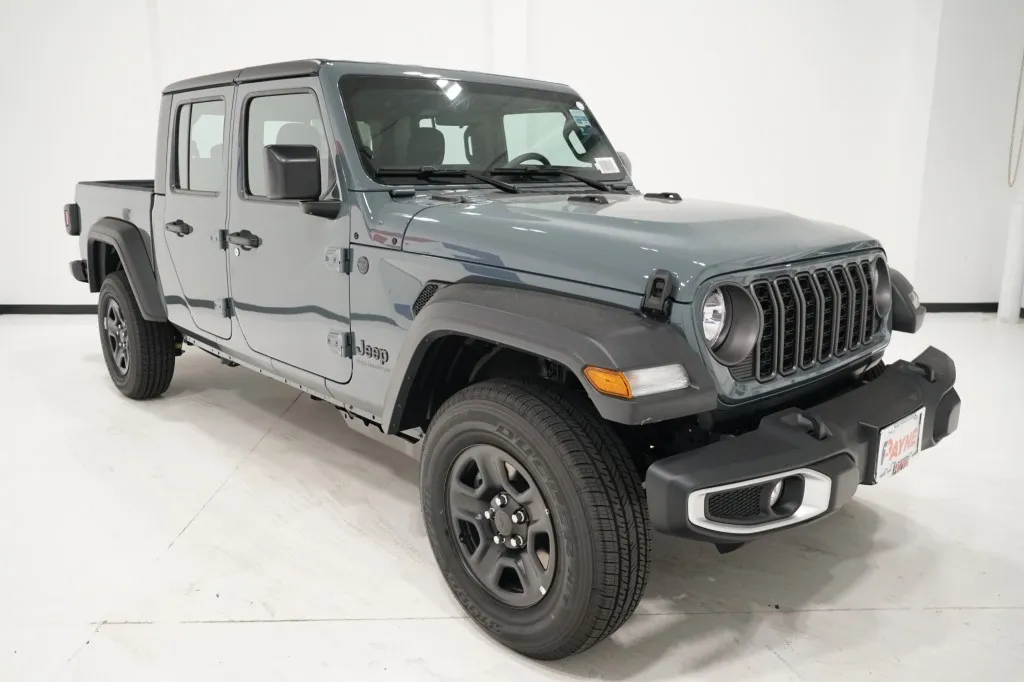 2026 Jeep Gladiator Sport