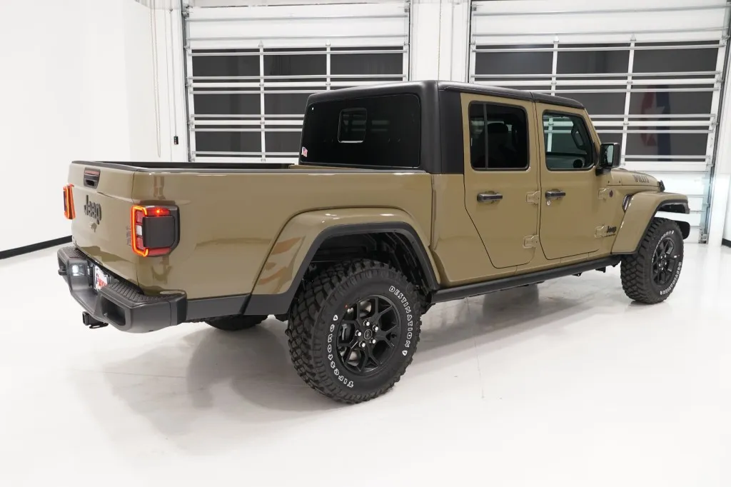 2026 Jeep Gladiator Willys