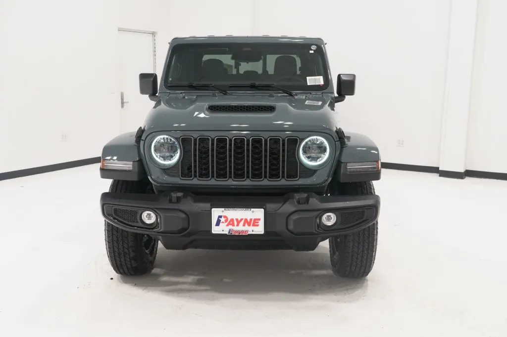 2026 Jeep Gladiator Sport S 2026 Jeep Gladiator Sport S
